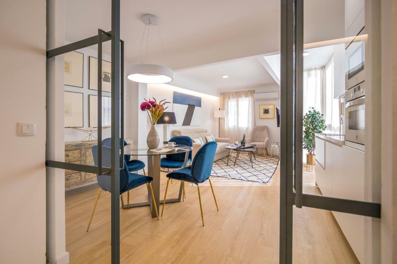 Genteel Home Velarde Sevilla Eksteriør bilde