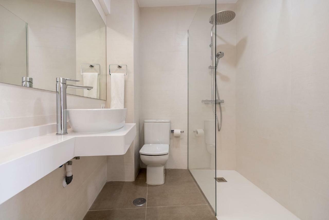Genteel Home Velarde Sevilla Eksteriør bilde