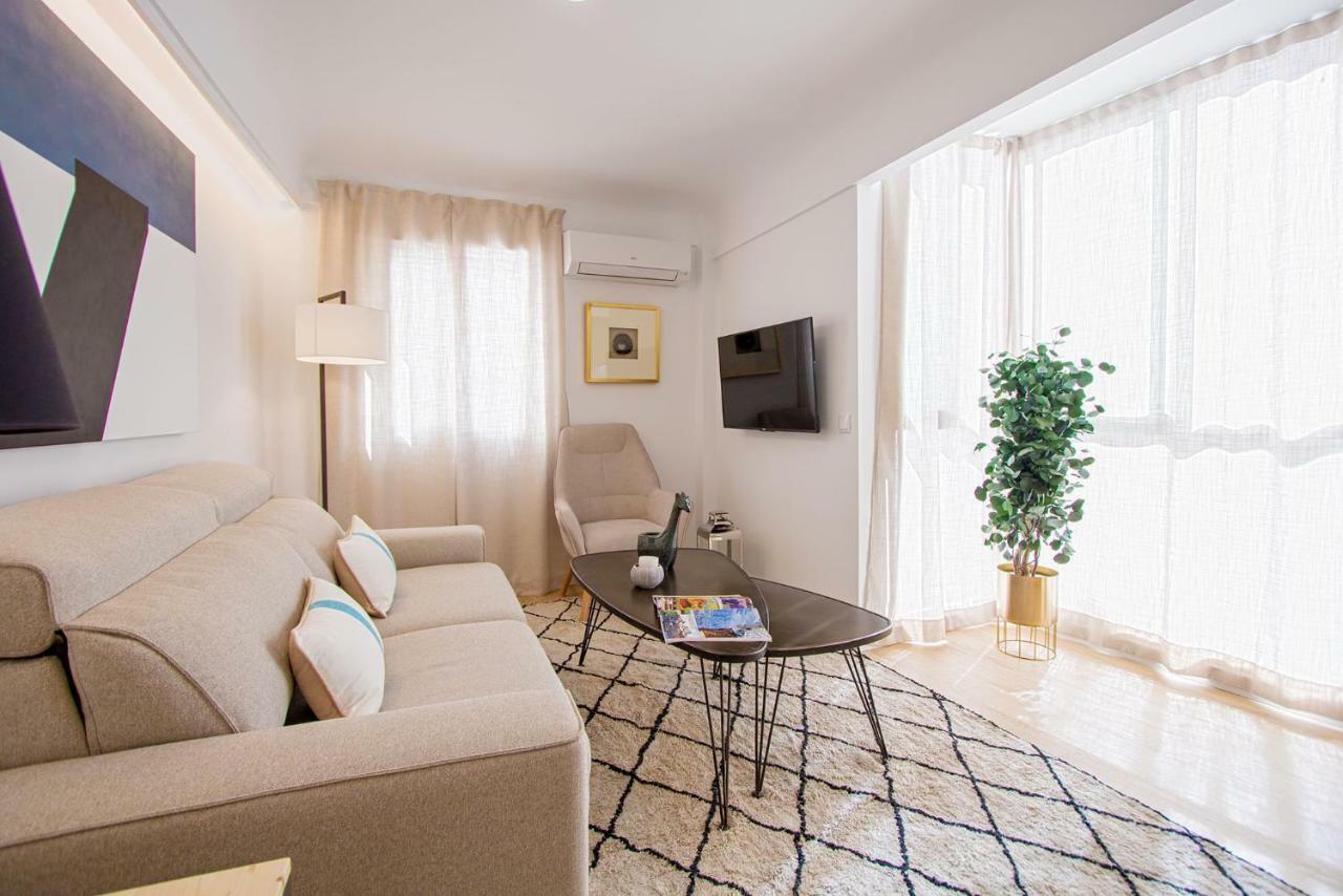 Genteel Home Velarde Sevilla Eksteriør bilde